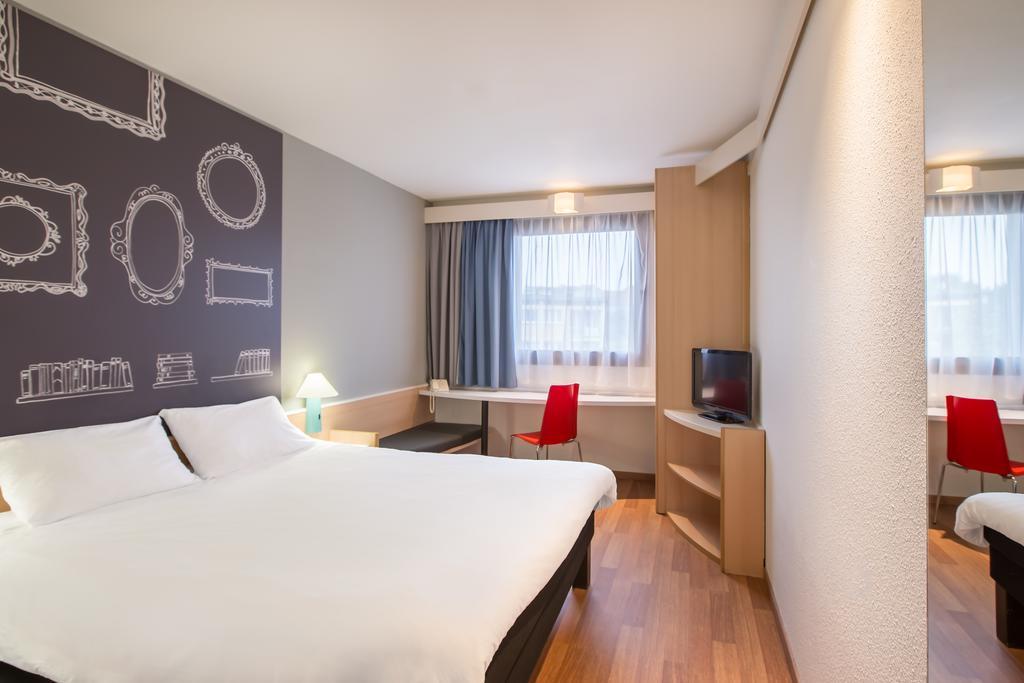 Ibis Szczecin Centrum Exterior photo